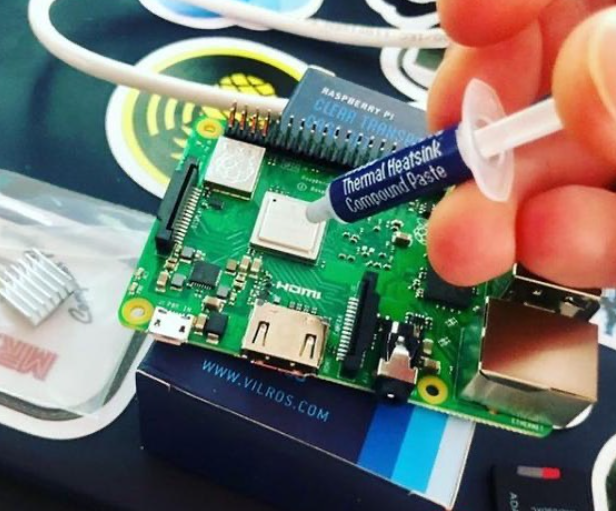 Work-from-Home (WFH) with Raspberry Pi 400
