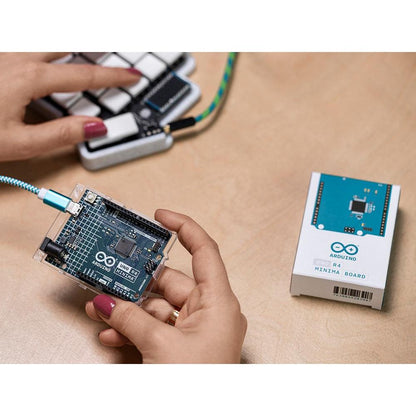 Arduino Uno R4 Minima