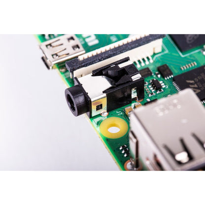 Raspberry Pi 4 Model B with HDMI Female to Micro HDMI Male Adapter-USB-USB-C Adapter-Heatsink