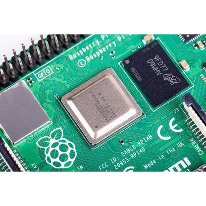 Raspberry Pi 4 Model B with HDMI Female to Micro HDMI Male Adapter-USB-USB-C Adapter-Heatsink