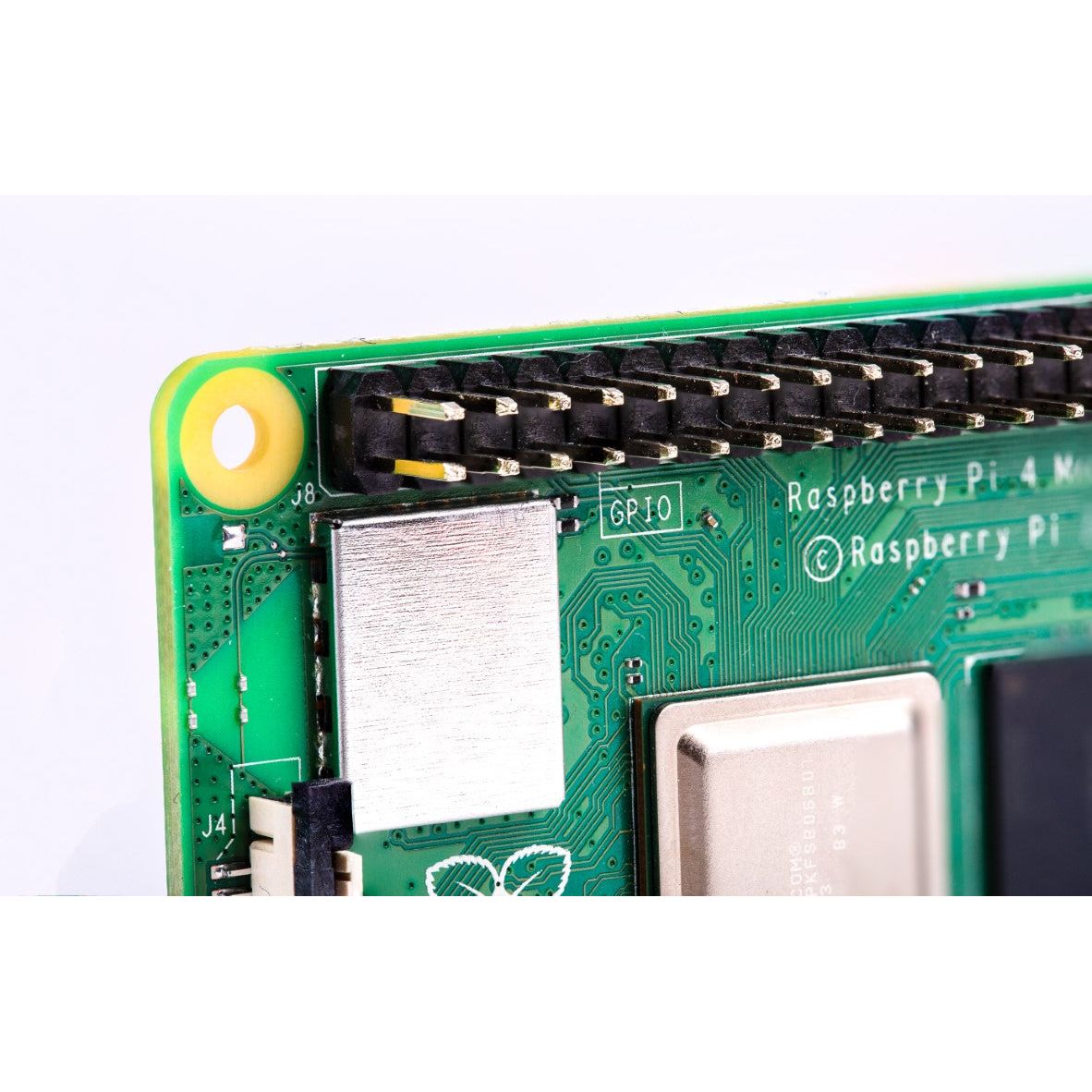 Raspberry Pi 4 Model B with HDMI Female to Micro HDMI Male Adapter-USB-USB-C Adapter-Heatsink