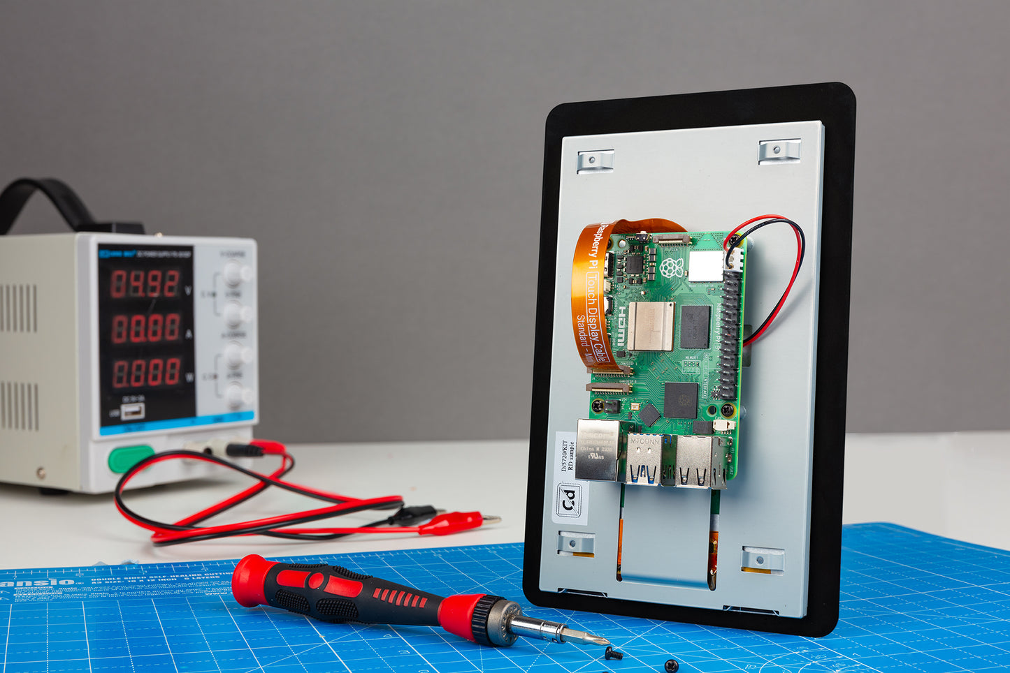 Raspberry Pi Touch Display 2 - 7 Inch