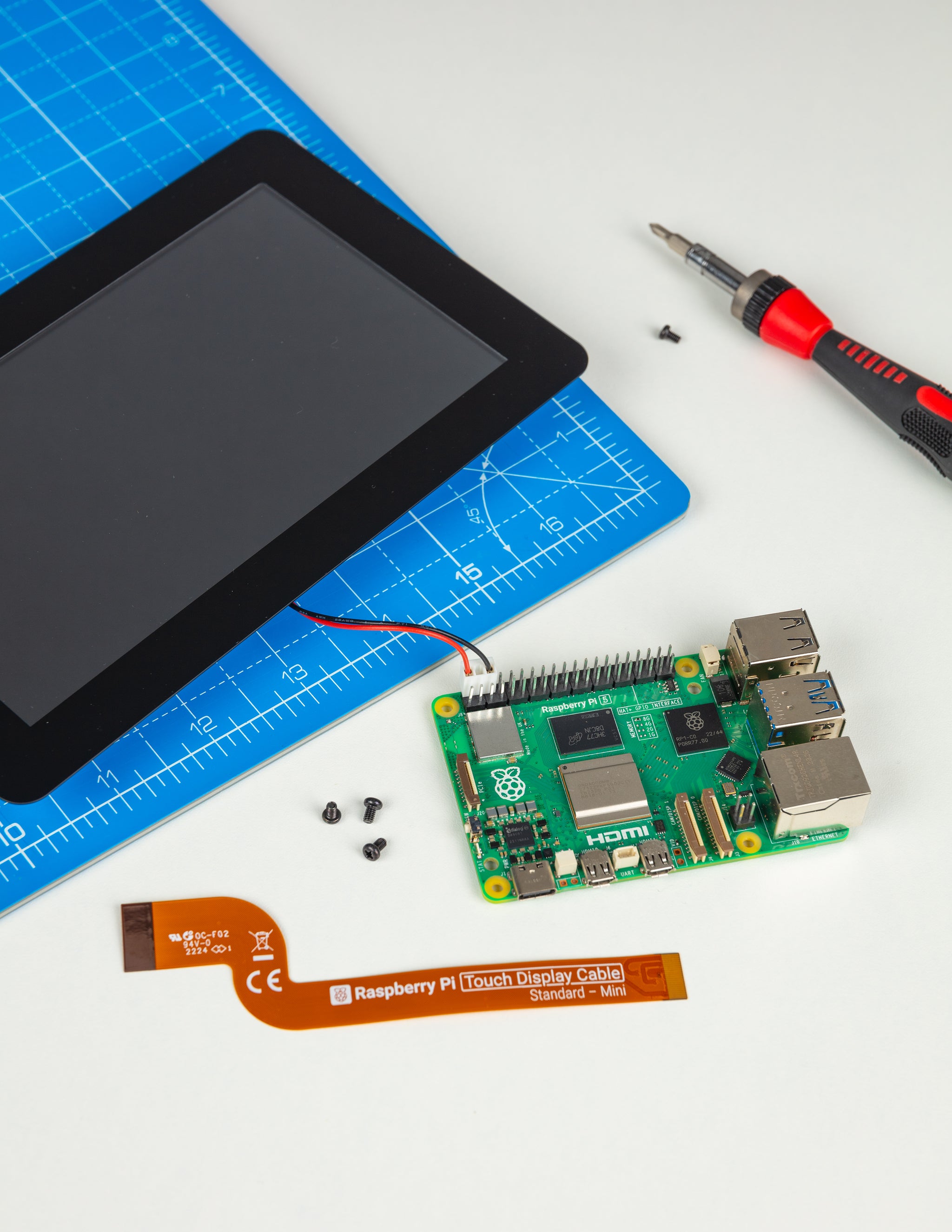 Raspberry Pi Touch Display 2 ケース付き Raspberry Pi Touch Display 2 – Vilros.com