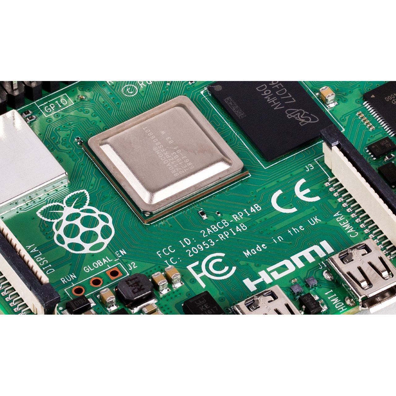 Raspberry Pi 4 Model B with HDMI Female to Micro HDMI Male Adapter-USB-USB-C Adapter-Heatsink